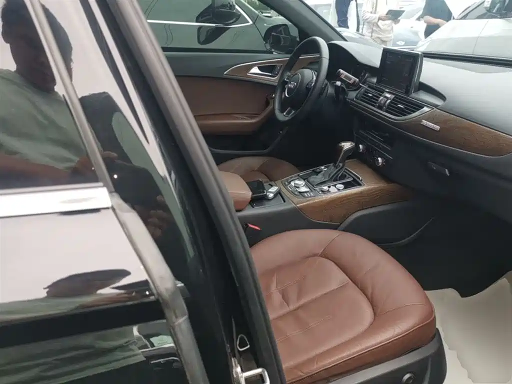 Audi A6L 2018 30th Anniversary 45 TFSI quattro Sport фото 25