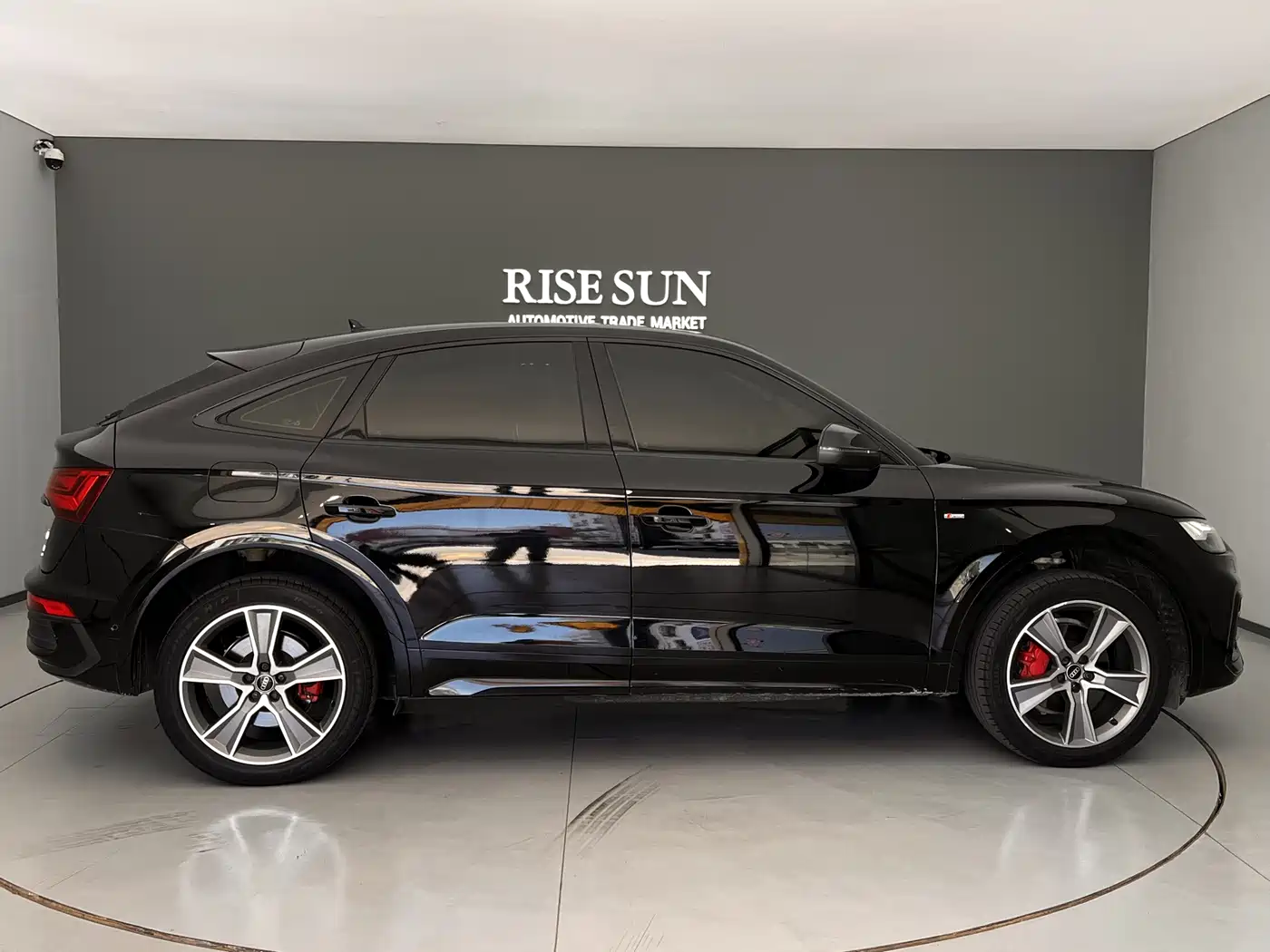 Audi Q5L Sportback 2022 2022 40 TFSI Luxury