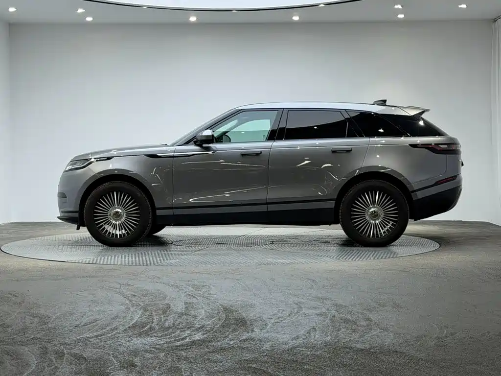 Фото 5 - Land Rover Range Rover Velar