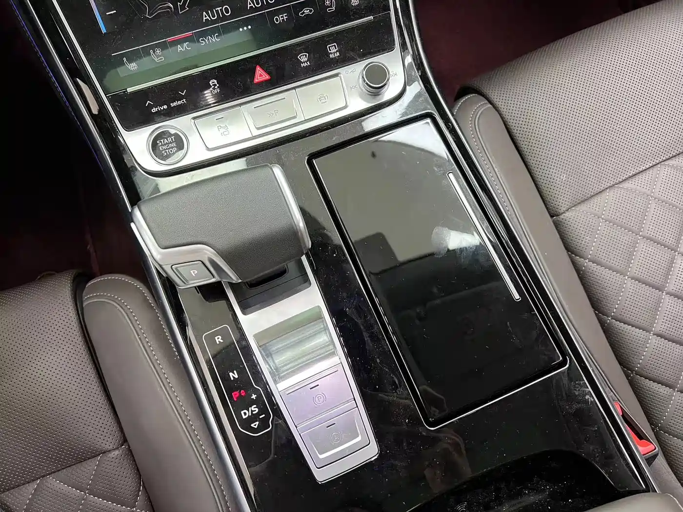 Audi A8 2026 2025 A8L 50 TFSI quattro Exclusive Selection