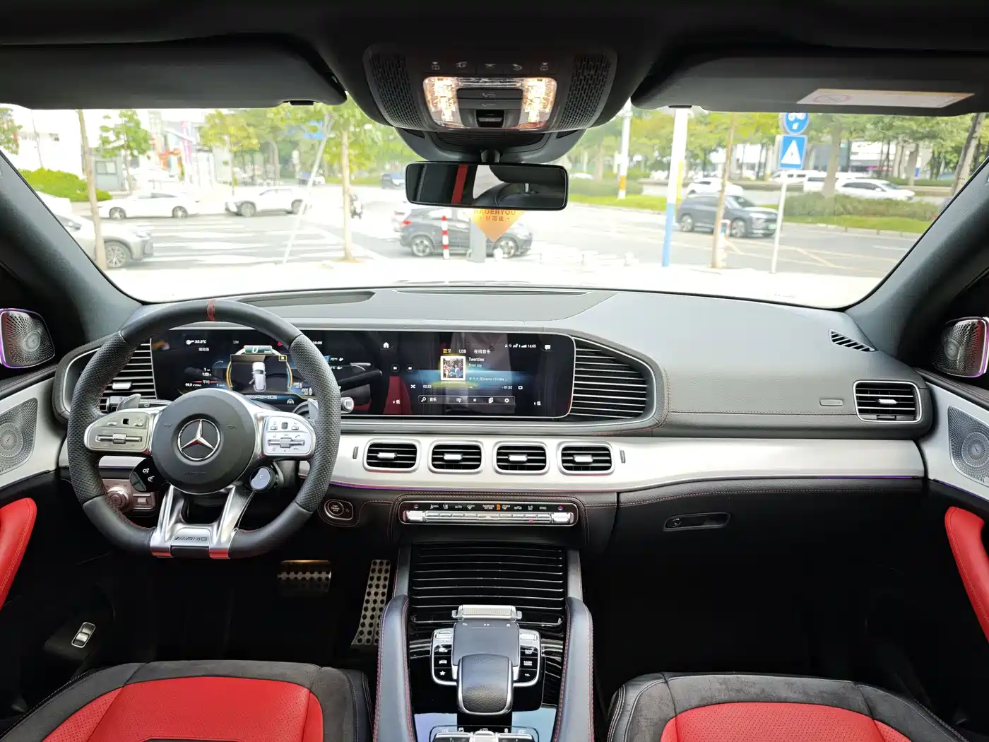 Mercedes-Benz GLE, миниатюра 7