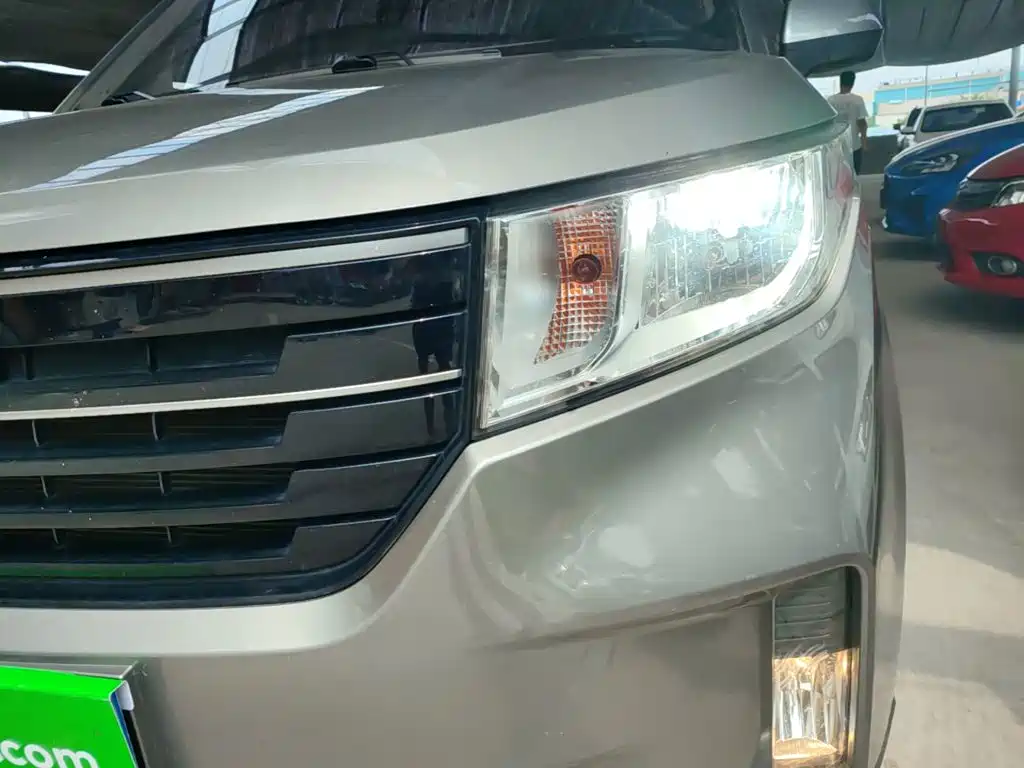 Wuling Motors Wuling Hongguang PLUS 2019 2019 1.5T Manual Comfort 7-Seater