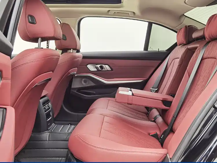 BMW 3 Series 2024 325Li M Sport Package фото 5