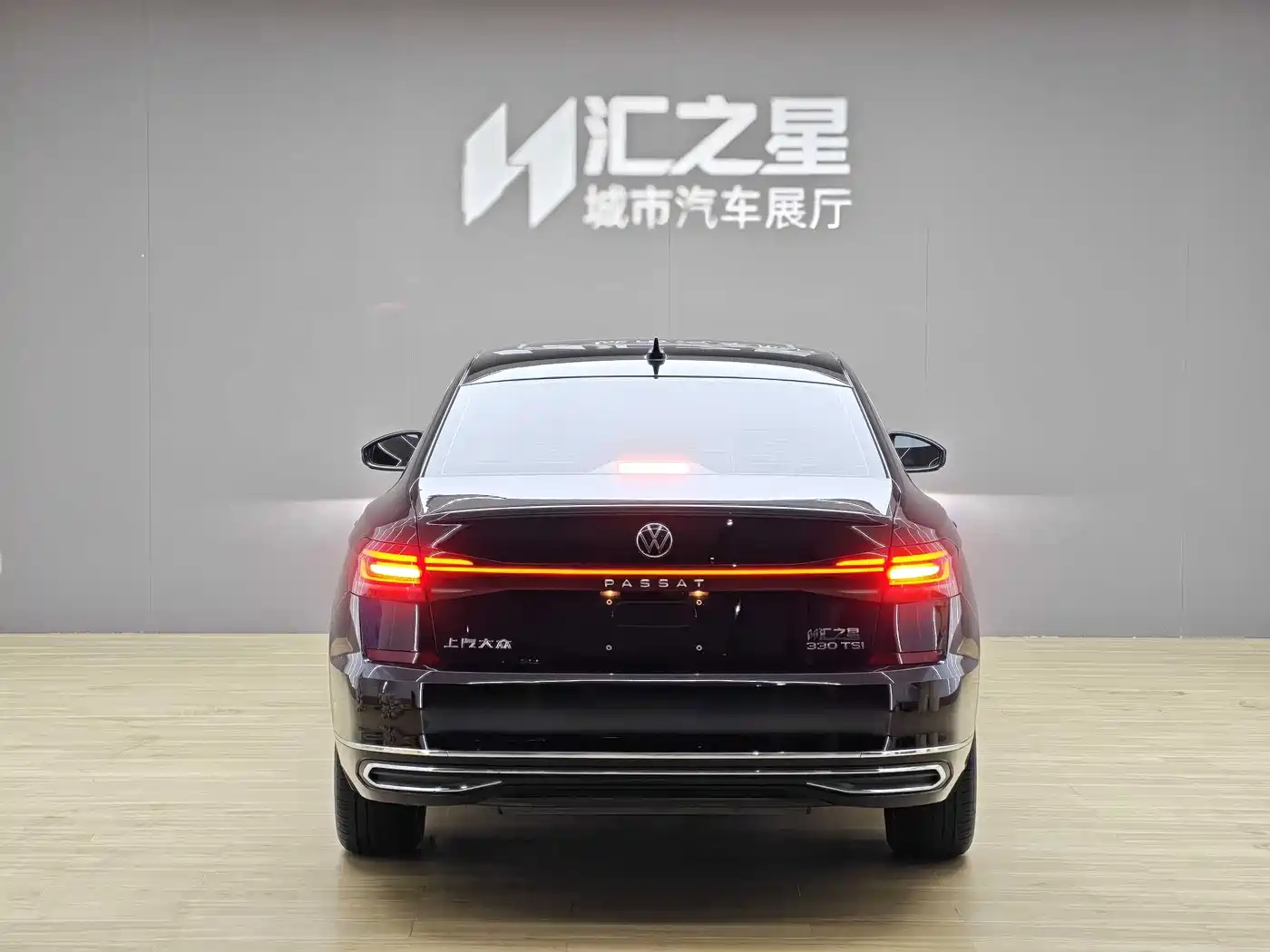 Volkswagen Passat 2023 330TSI Elite Edition фото 5