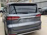 Фото 5 - Roewe iMAX8