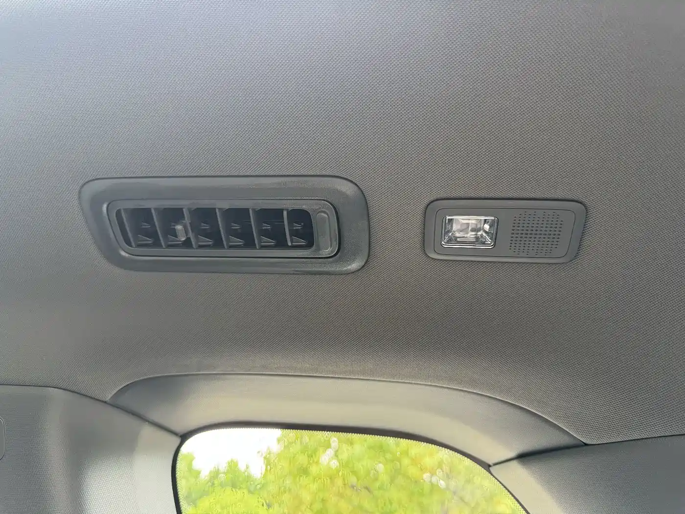 Dongfeng Yipai eπ008 2025 2024 210Max Range Extender 6-Seater