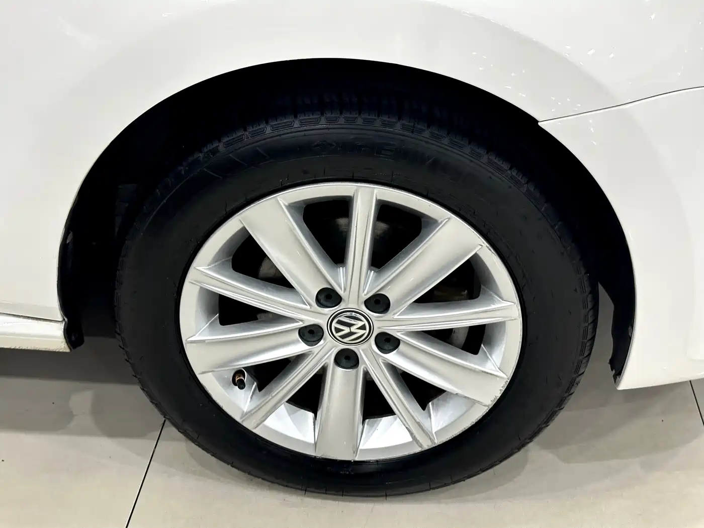 Volkswagen Polo 2014 1.4L Automatic Comfort Edition фото 22