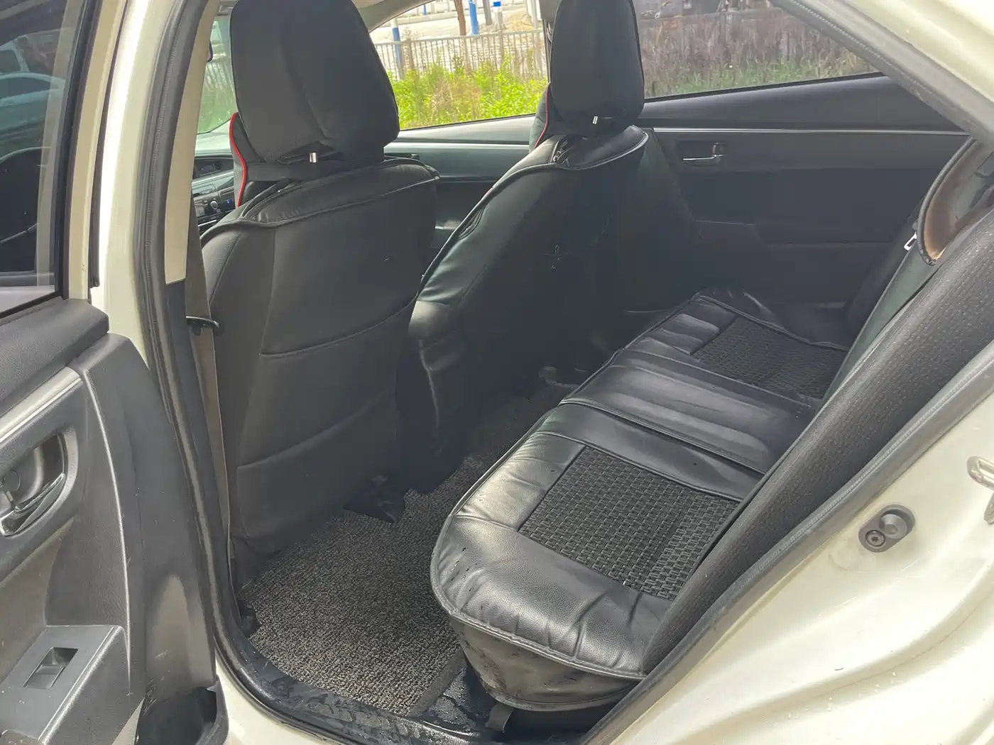 Toyota Levin 2016 1.6G CVT Elite Edition фото 10