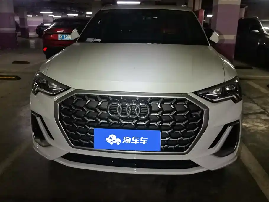 Audi Q3 2024 35 TFSI Fashion Sport фото 2