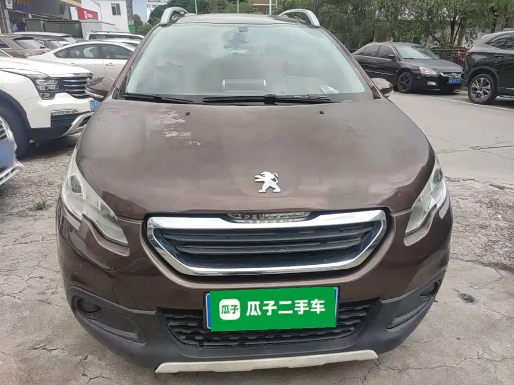 Peugeot 2008 2014 1.6L Automatic Trend Edition фото 3