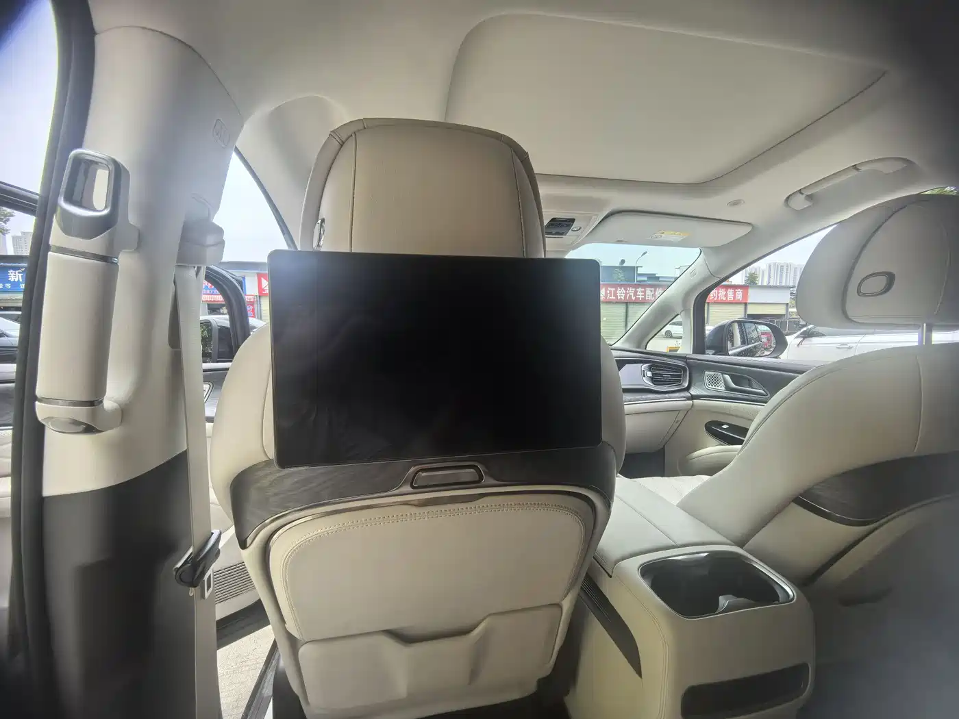 Denza D9 2025 DM-i Smart Drive Edition 1020 AWD Prestige фото 12