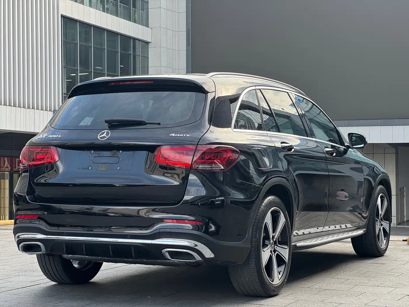 Mercedes-Benz GLC 2020 Facelift GLC 300 L 4MATIC Luxury фото 4