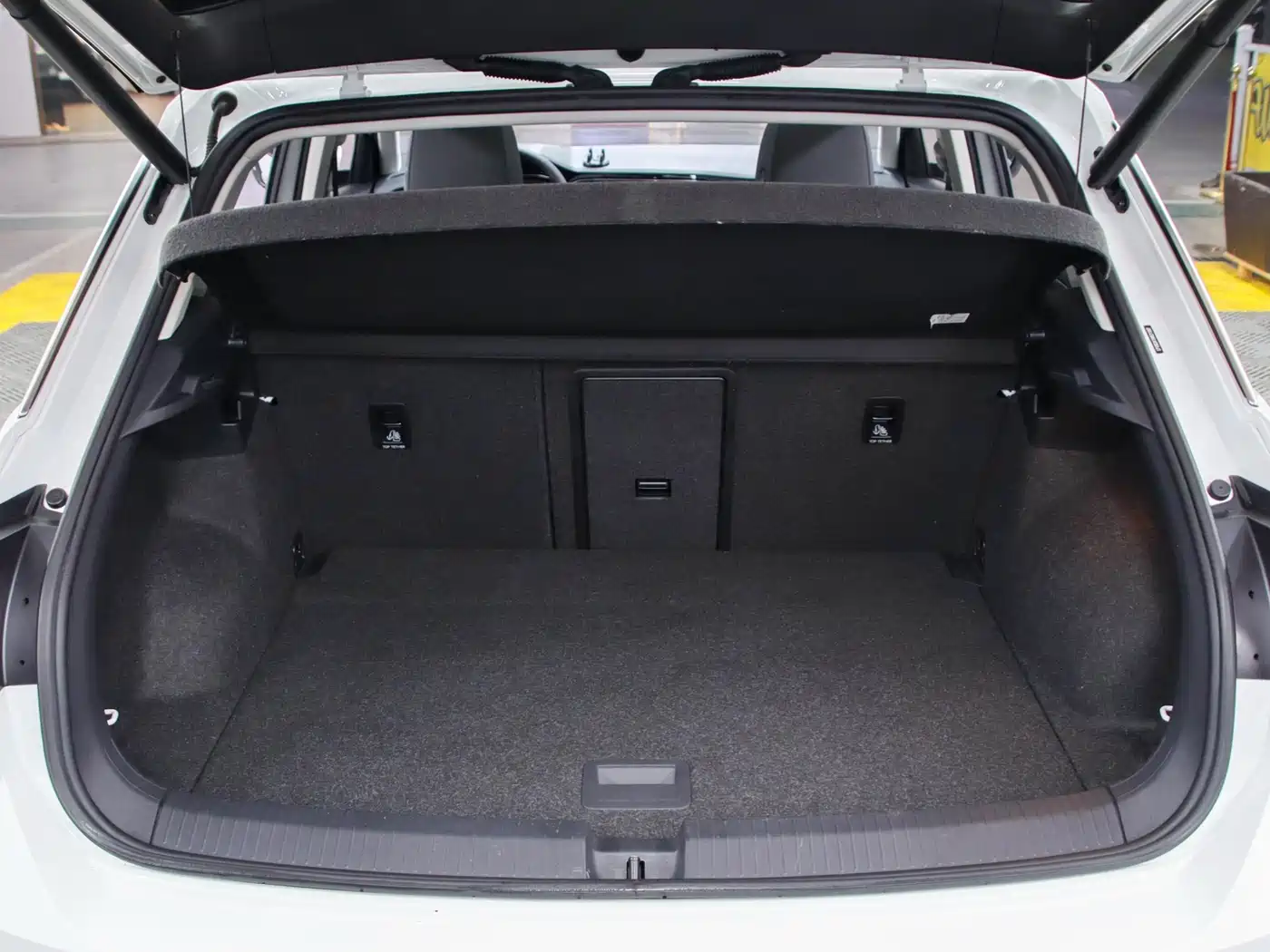 Volkswagen T-ROC 2022 280TSI DSG 2WD Elite PLUS фото 18