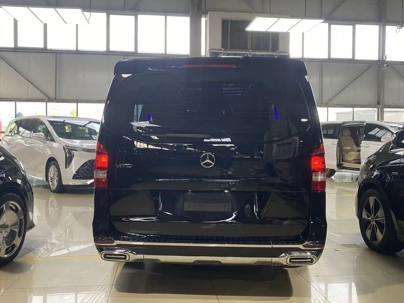 Mercedes-Benz Vito 2021 2.0T Business Edition 7-seater фото 13