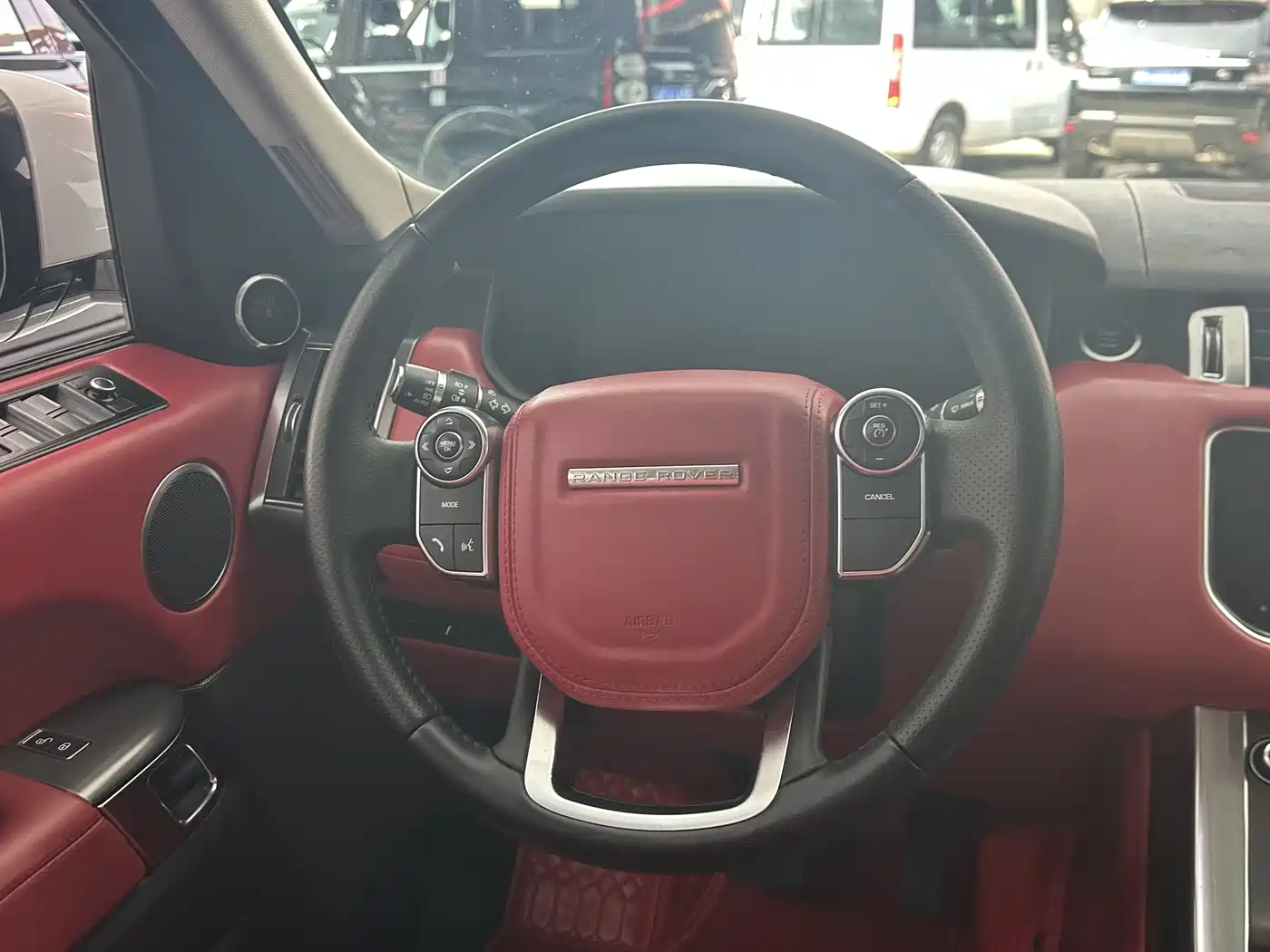 Land Rover Range Rover Sport 2016 3.0 SDV6 HSE фото 17