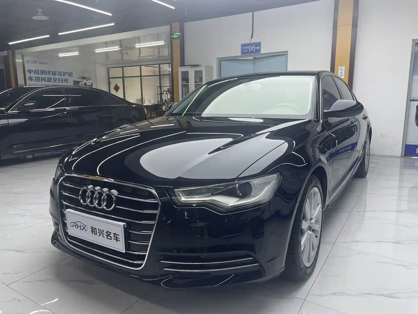 Audi A6L 2014 2014 35 FSI Comfort