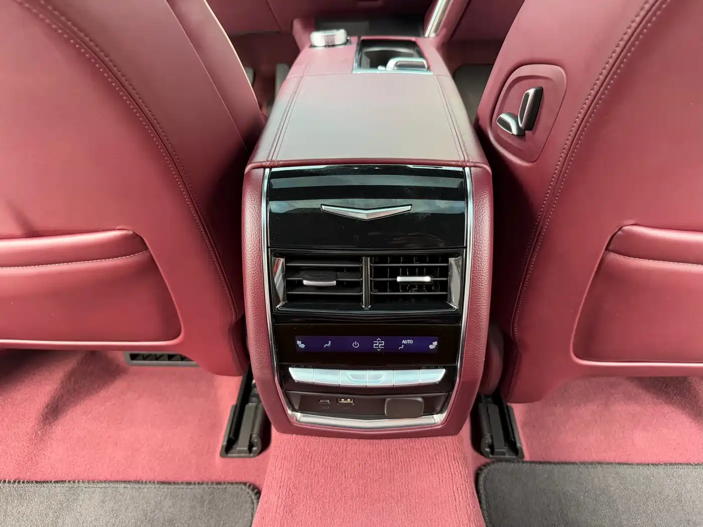 Cadillac CT6 2024 2023 28T Premium Model