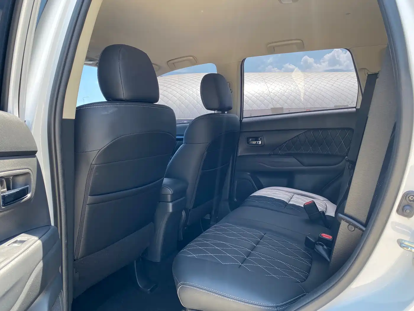 Mitsubishi Outlander 2021 2021 2.0L 2WD Smooth Ride Version 5-Seater