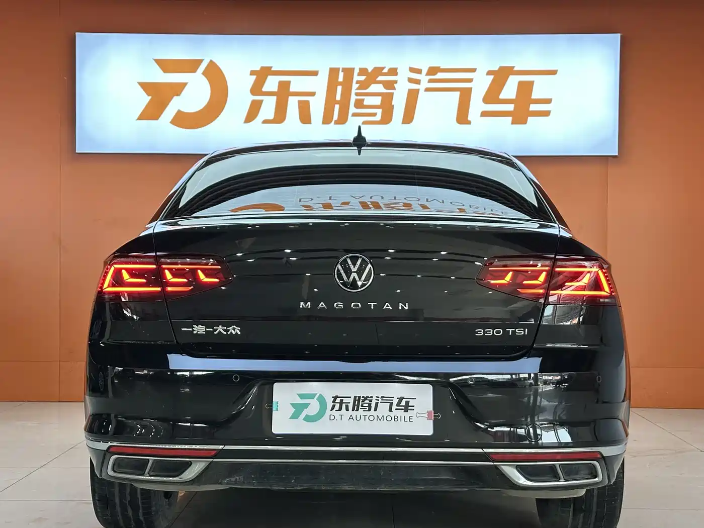 Volkswagen Magotan 2023 Model 2 Million Commemorative Edition 330TSI DSG Luxury фото 7