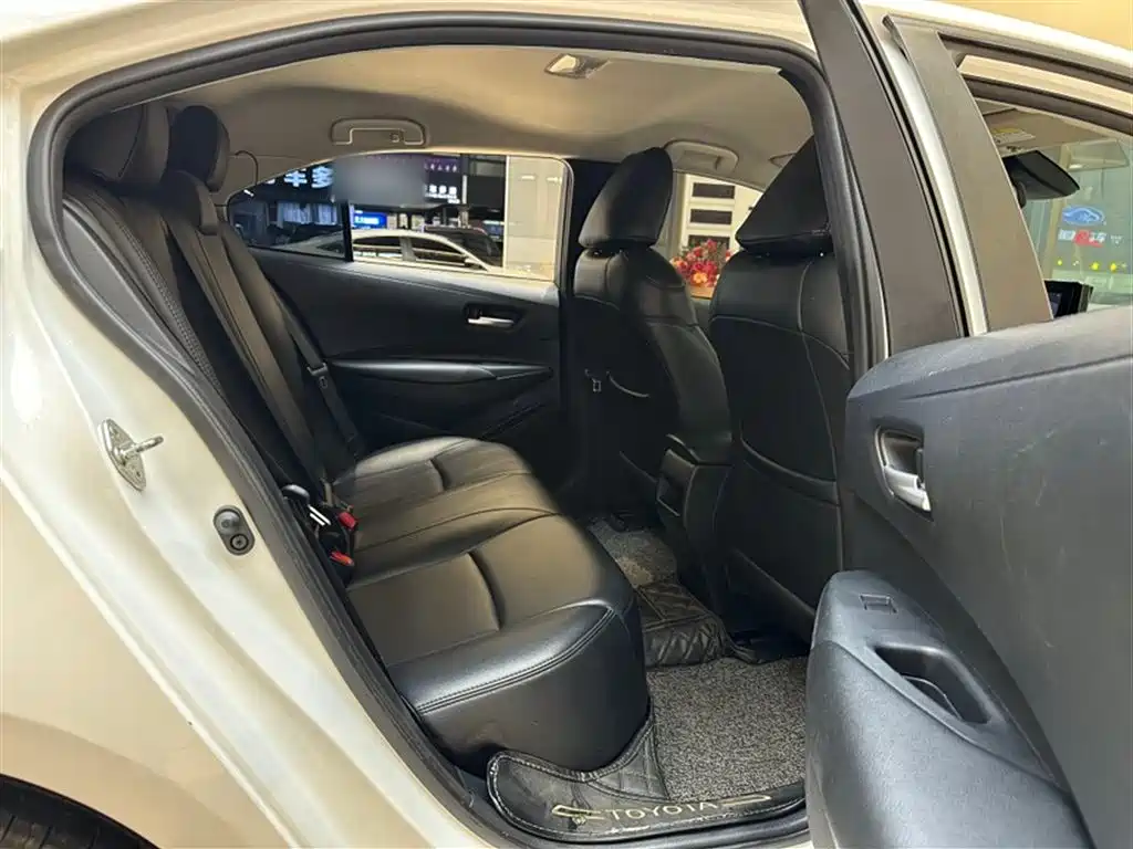 Toyota Corolla 2021 1.2T S-CVT Pioneer Edition фото 5