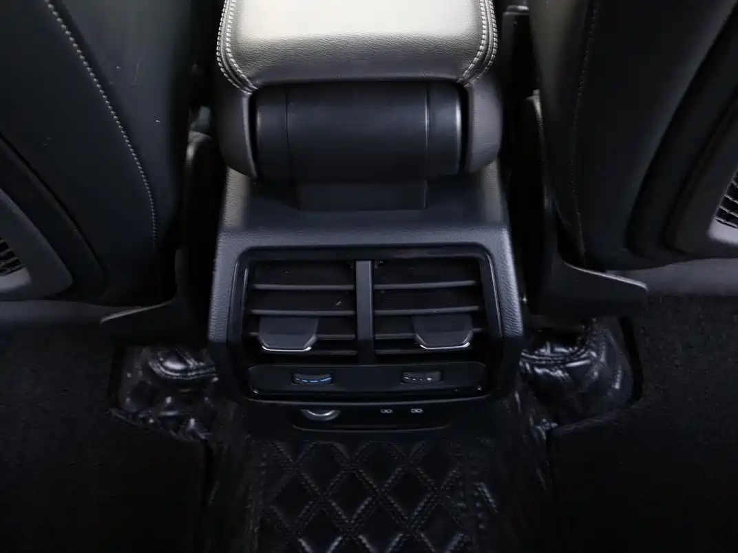 Audi Q3 2024 35 TFSI Fashion Sport фото 15