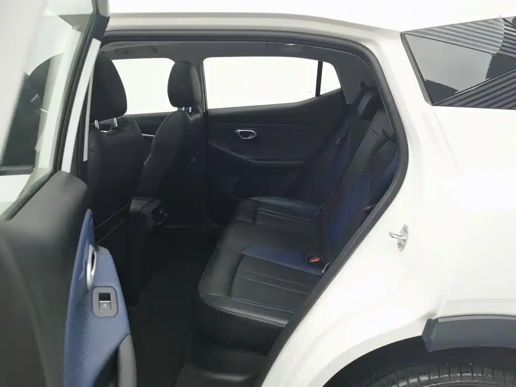 GAC Trumpchi Trumpchi GS3 2025 2023 Shadow Speed 270T Power Enjoyment Edition