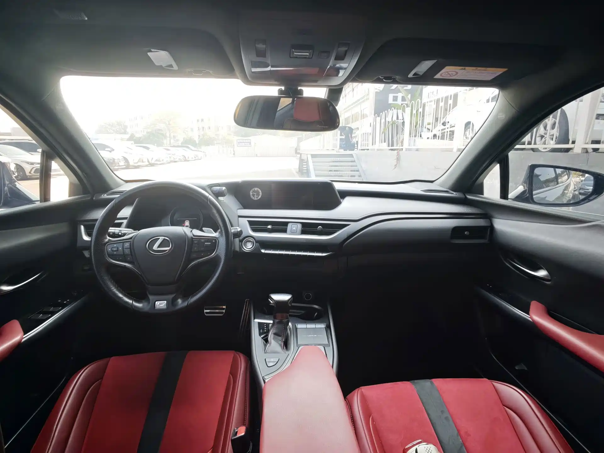 Photo 7 - Lexus UX