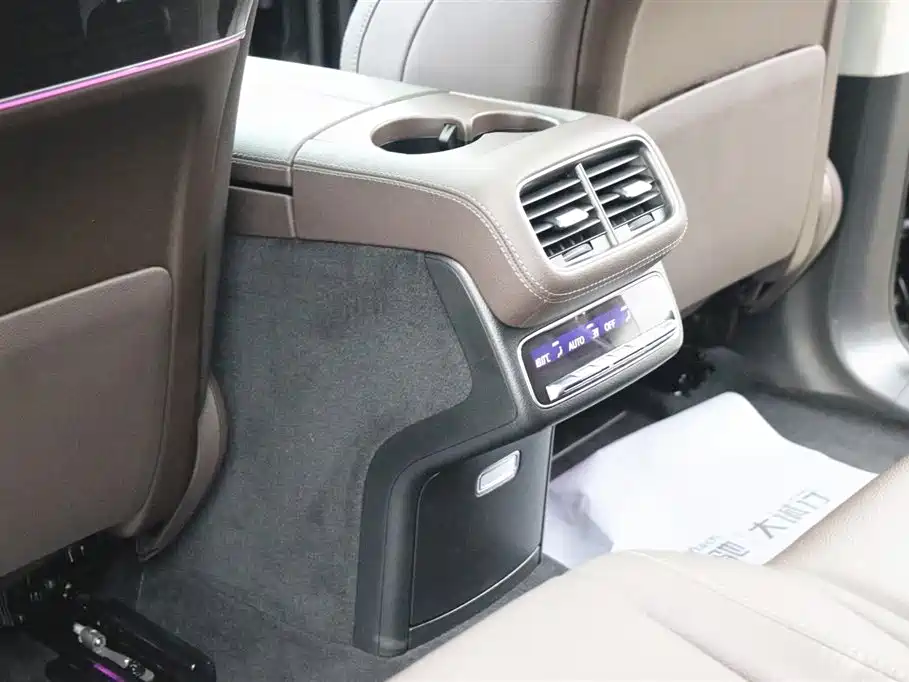 Mercedes-Benz GLS 2022 Second Facelift GLS 450 4MATIC Fashion фото 21