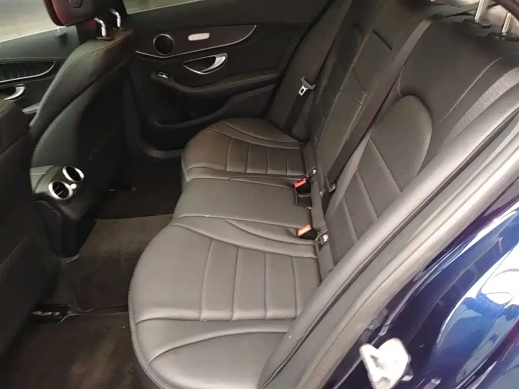 Фото 17 - Mercedes-Benz C-Class
