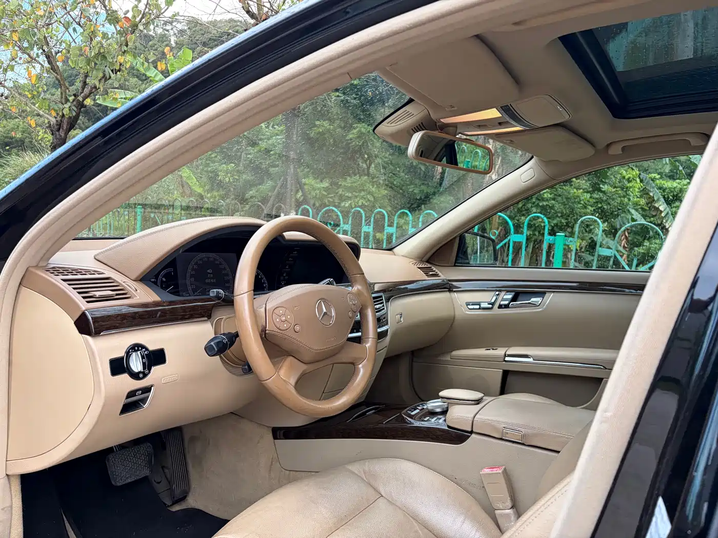 Mercedes-Benz S-Class 2010 2010 S 300 L Luxury