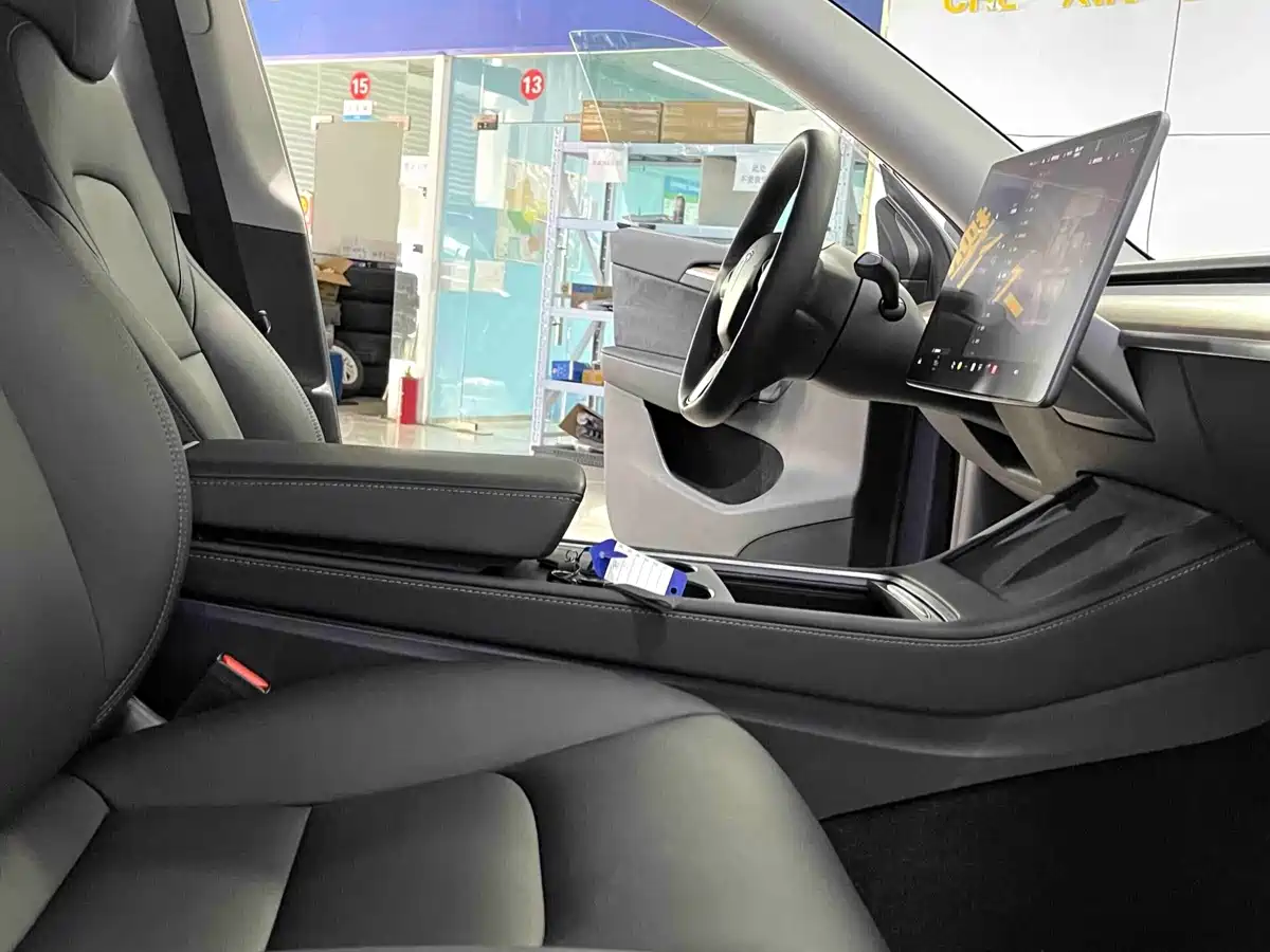 Tesla Model Y 2021 2021 Model Long Range AWD