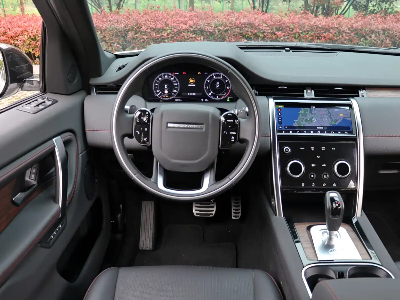 Land Rover Discovery Sport 2020 249PS R-Dynamic Performance Tech 7-seater фото 10
