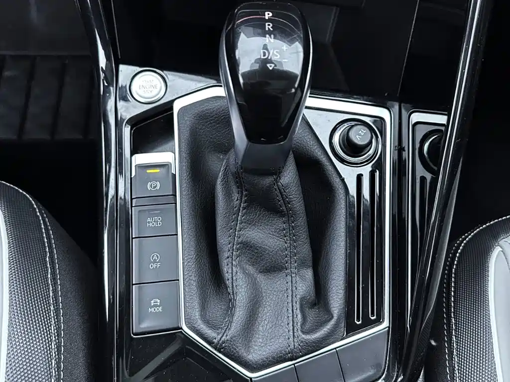 Volkswagen Tayron 2023 280TSI 2WD Luxury Plus Advanced Edition фото 20