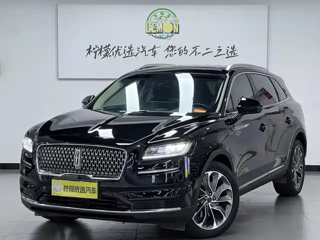 Lincoln Nautilus 2021 2.0T AWD Exclusive Edition — фото 2