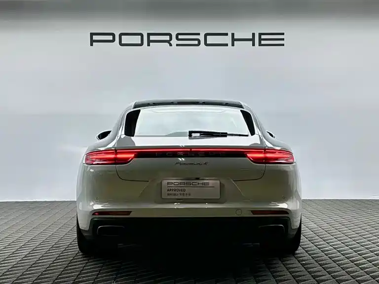 Porsche Panamera 2017 Panamera 4 Executive Long Wheelbase 3.0T фото 5
