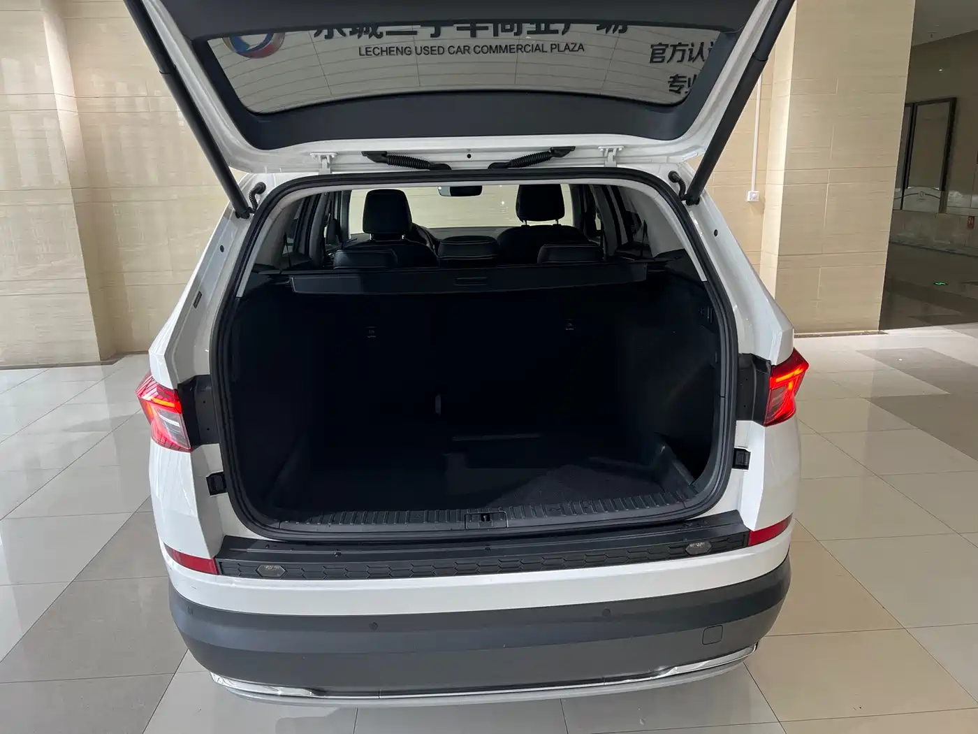 Škoda Kodiaq 2021 TSI330 5-seat 2WD Luxury Premium фото 16