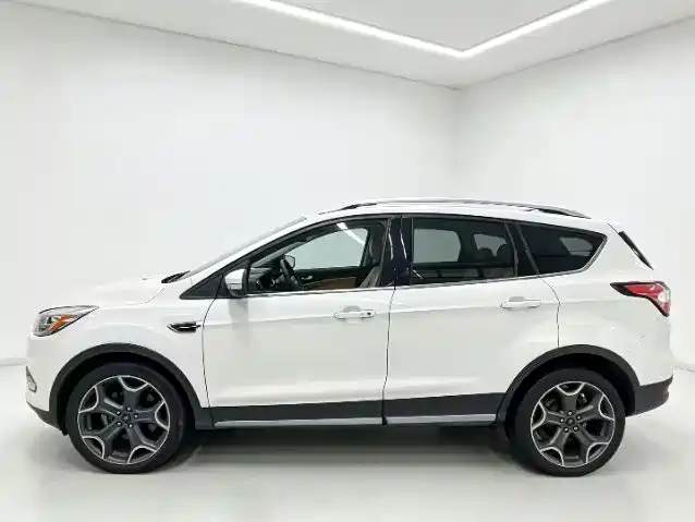 Photo 16 - Ford Kuga