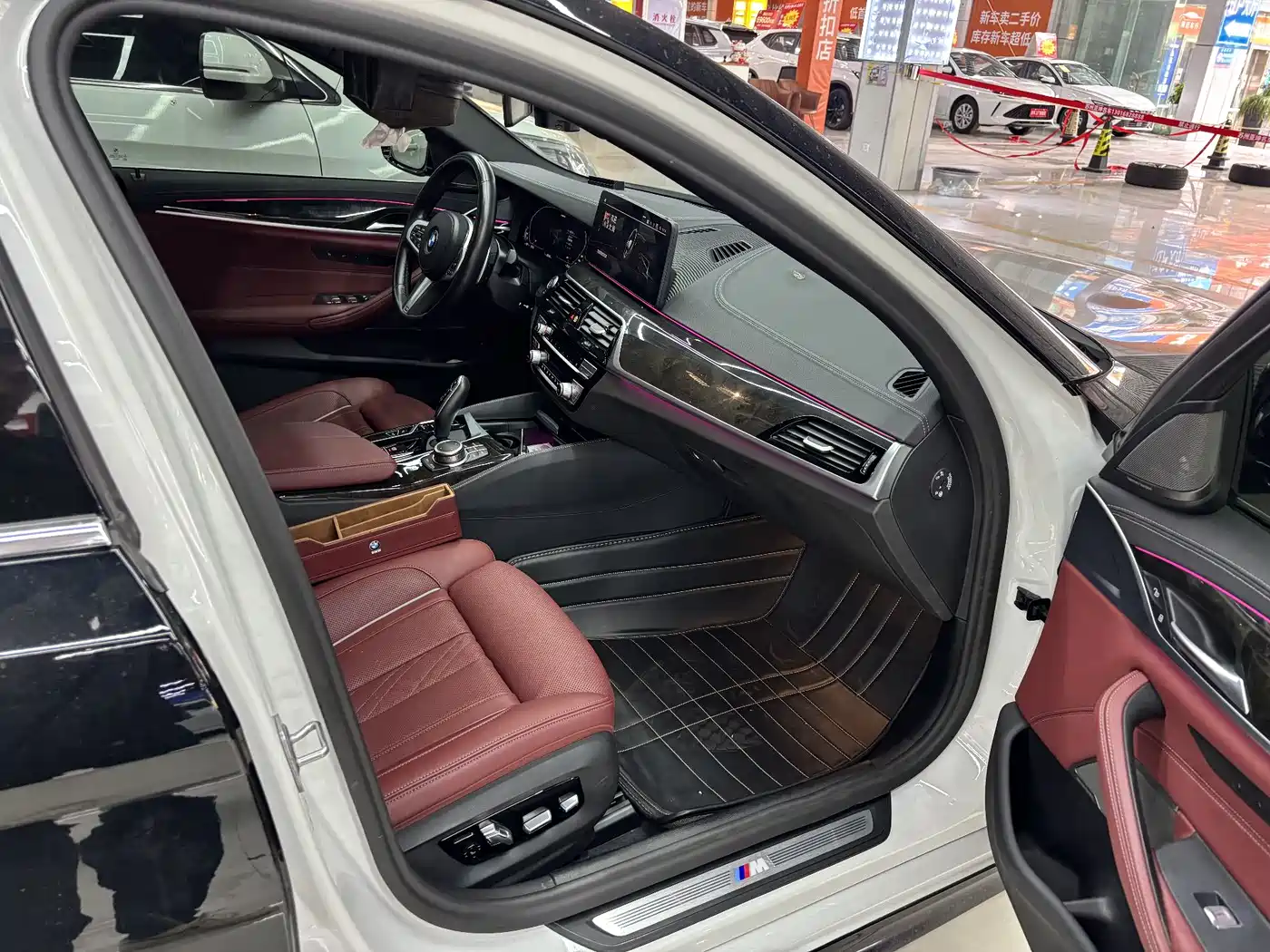 BMW 5 Series 2022 530Li Exclusive M Sport Package фото 6