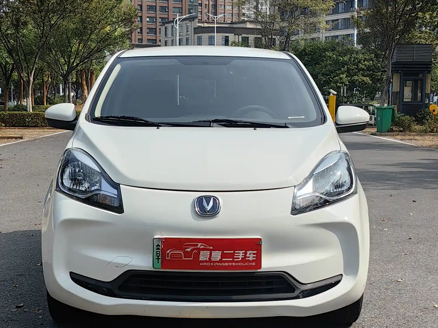 Photo 2 - Changan Benben E-Star