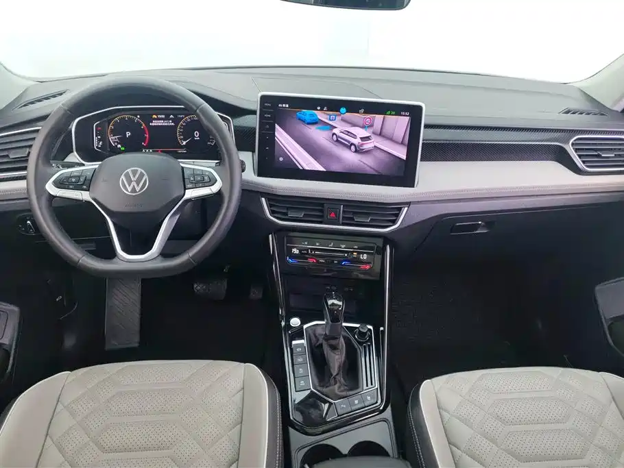 Volkswagen Tayron 2024 330TSI 2WD Luxury Plus Advanced фото 12