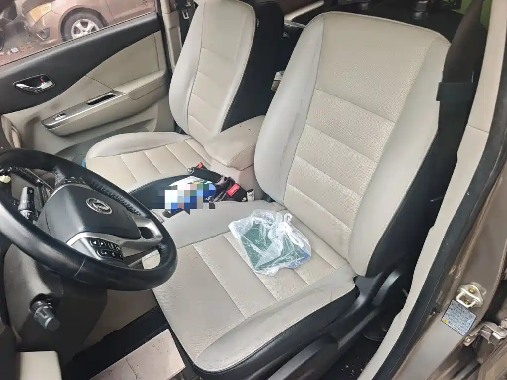 Dongfeng Fengxing Fengxing S500 2016 2016 1.6L CVT Premium