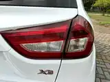 Фото 15 - Geely Vision X3