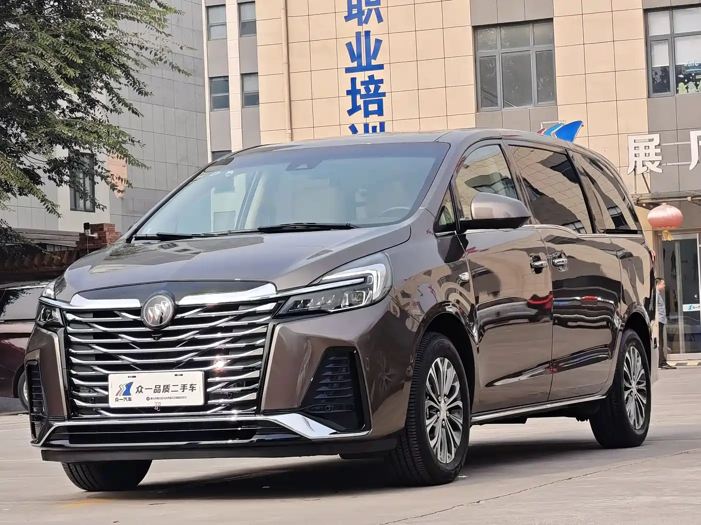 Buick GL8 2023 Land Business Class Smart Premium