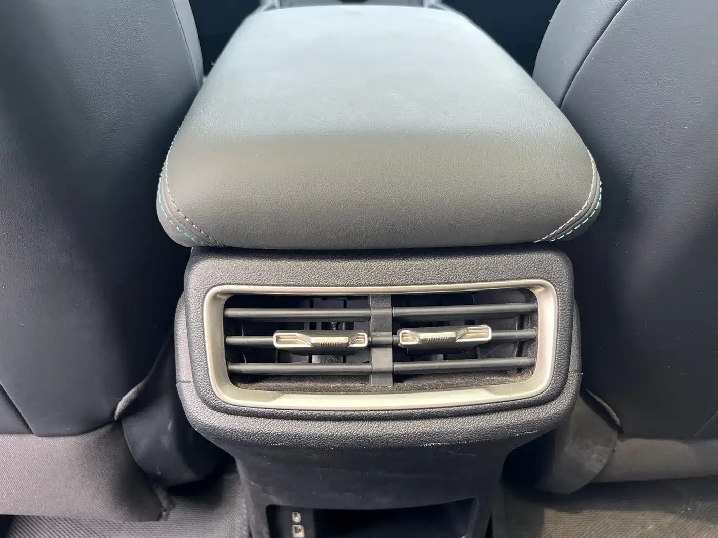 BYD Qin L 2024 DM-i 120KM Superior Edition фото 48