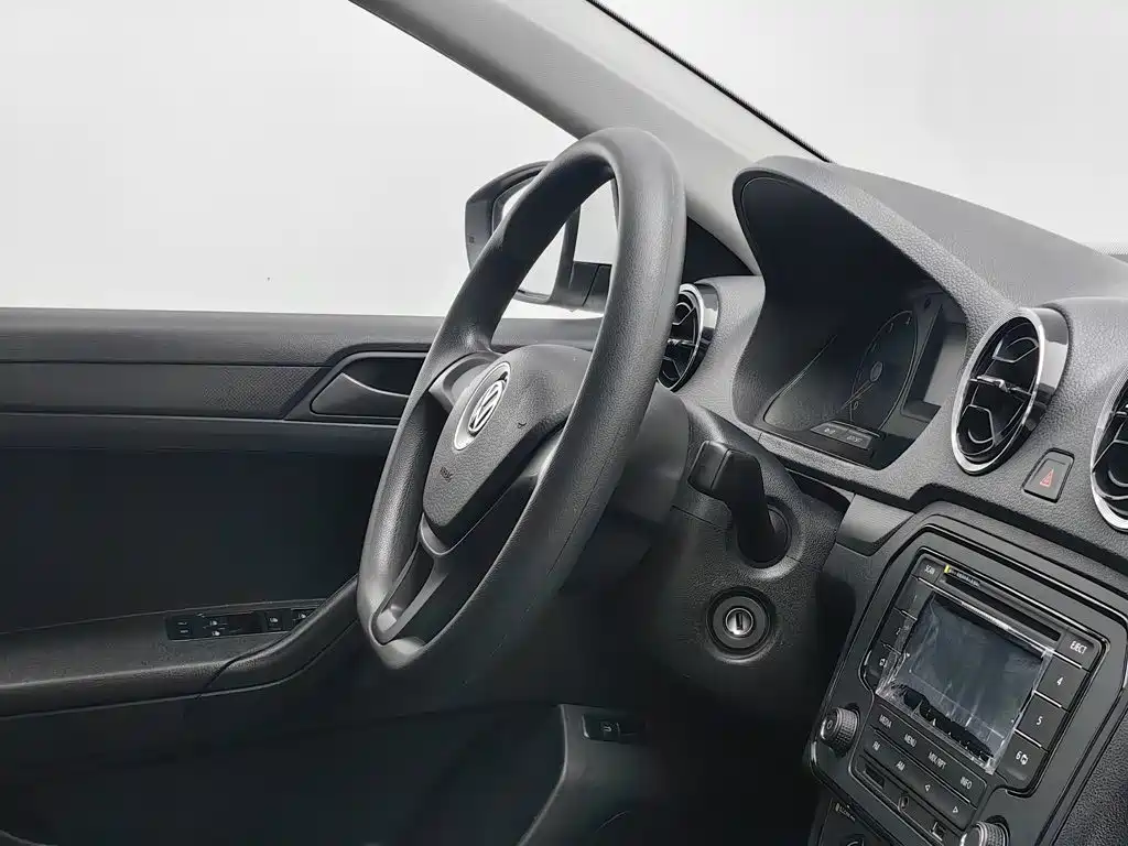 Фото 22 - Volkswagen Jetta