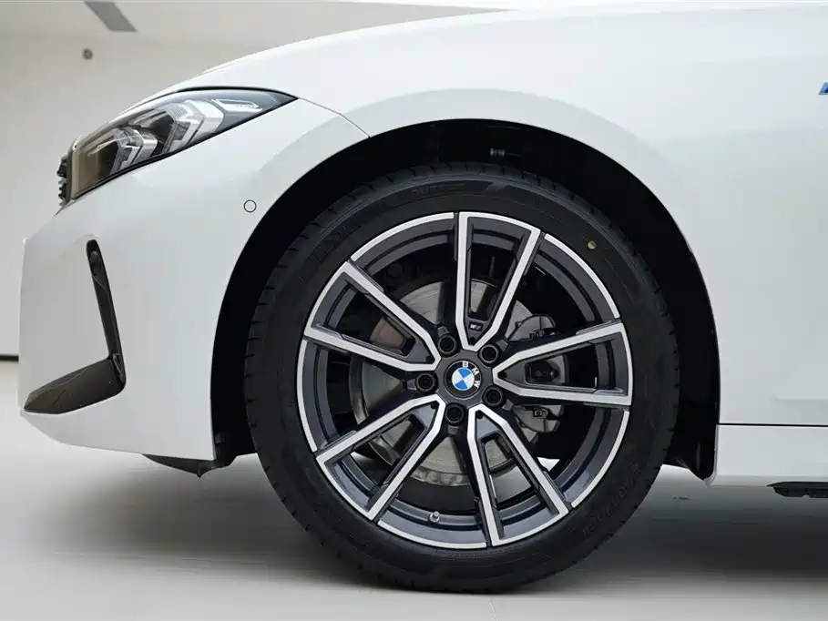 BMW 3 Series 2025 325Li M Sport Package фото 15