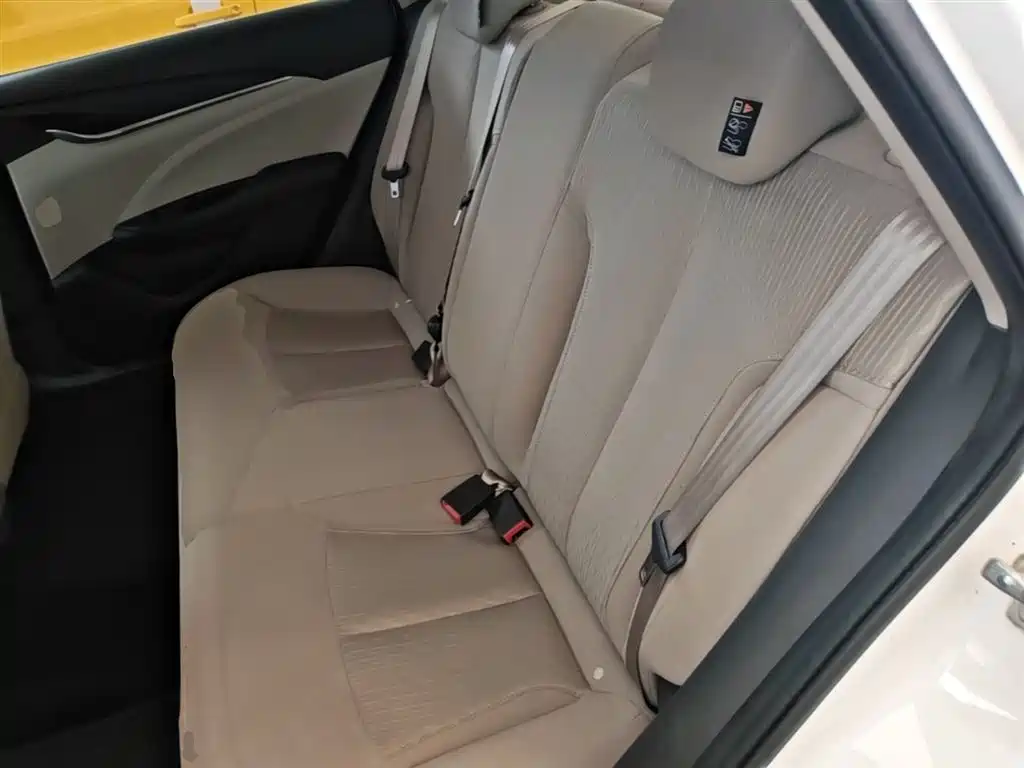 Buick Excelle 2015 15N Automatic Elite фото 17