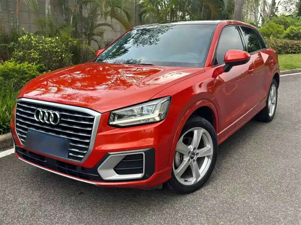 Audi Q2L 2020 35 TFSI Fashion Elegance Model