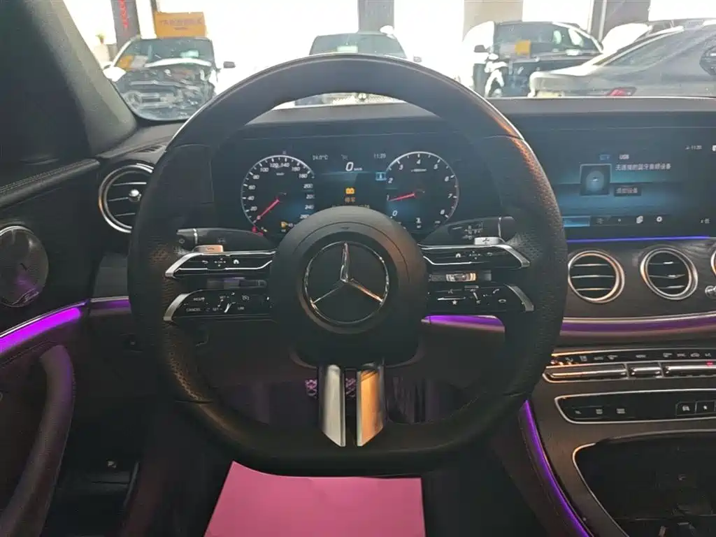 MERCEDES-BENZ E-CLASS