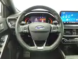 Фото 11 - Ford Focus